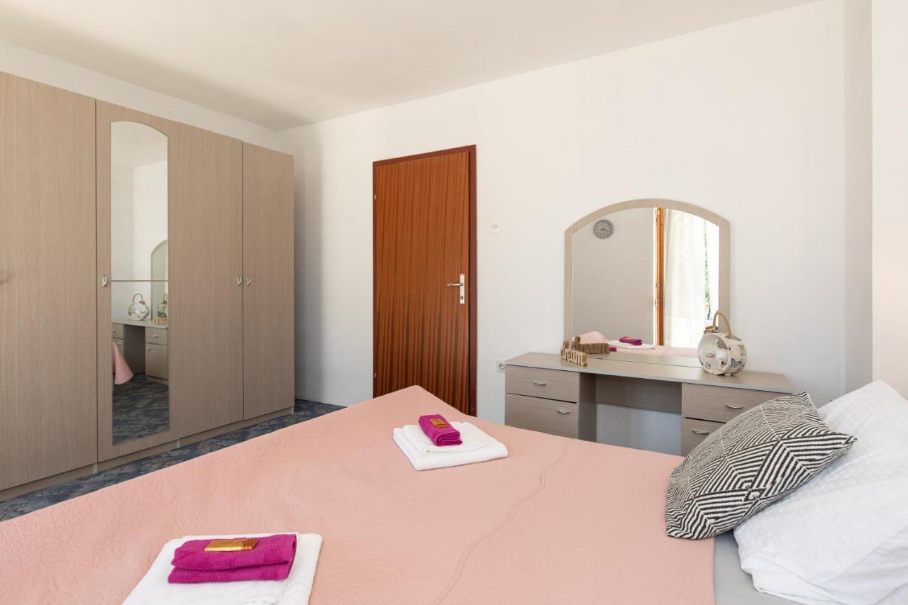Apartment Lora Криквеница Екстериор снимка