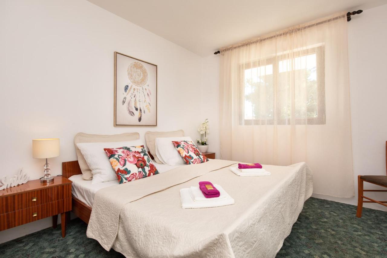 Apartment Lora Криквеница Екстериор снимка
